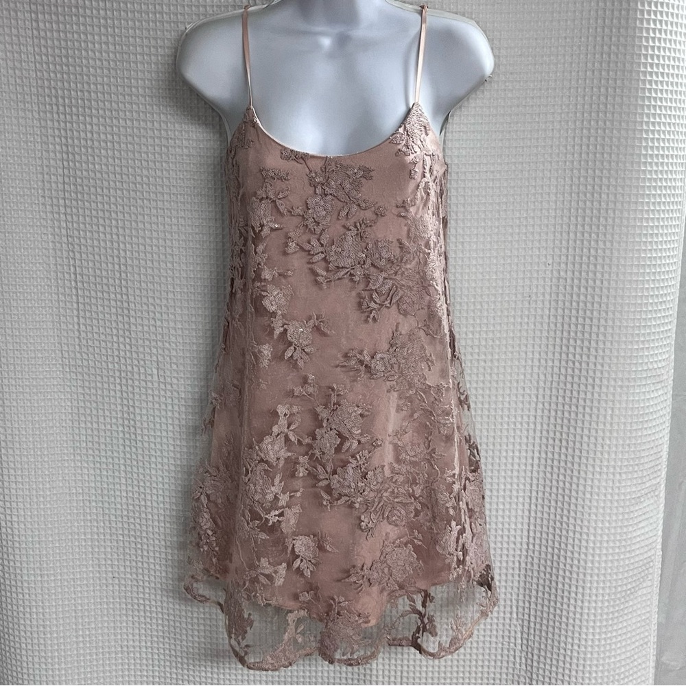 Honey and Rosie ladies Floral Lace mini dress size medium